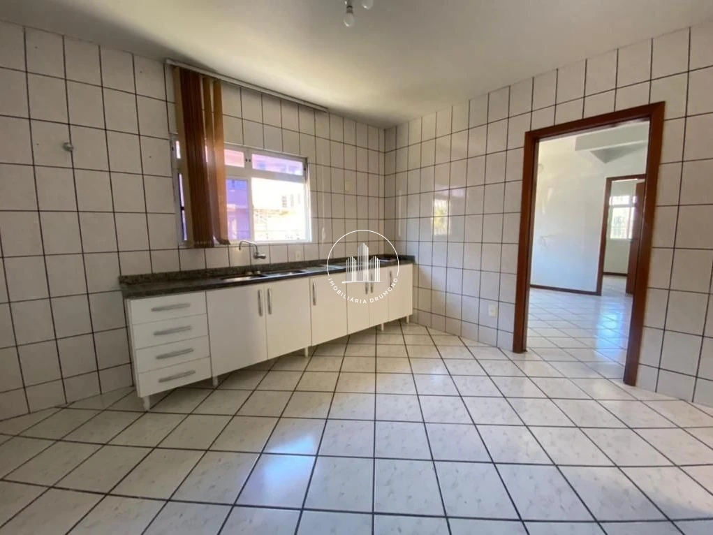 Casa em Kobrasol, São José. 3 quartos, 114m². Imagem 5 de 18