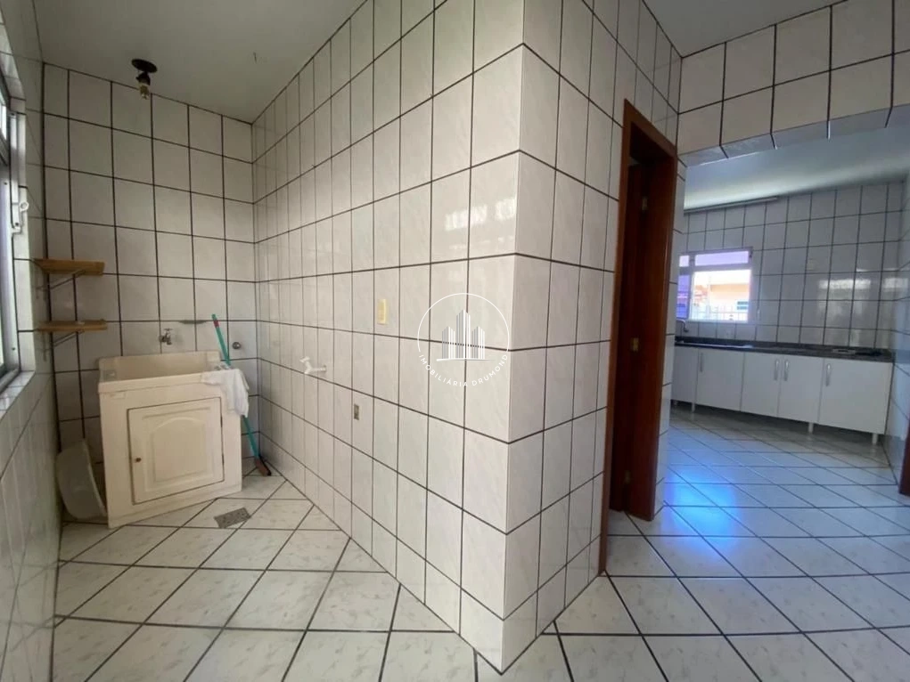 Casa em Kobrasol, São José. 3 quartos, 114m². Imagem 7 de 18