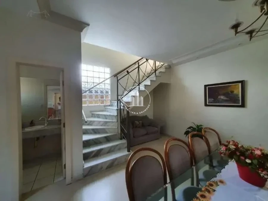 Casa em Jardim Atlântico, Florianópolis. 5 quartos, 420m². Imagem 3 de 25