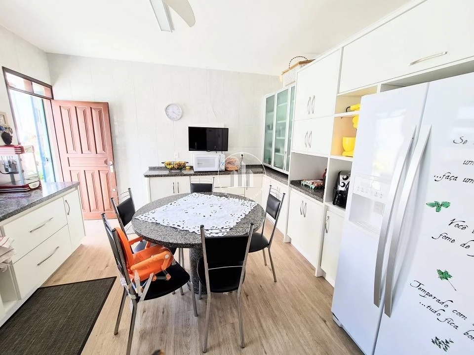 Casa em Itaguaçu, Florianópolis. 4 quartos, 149m². Imagem 3 de 48