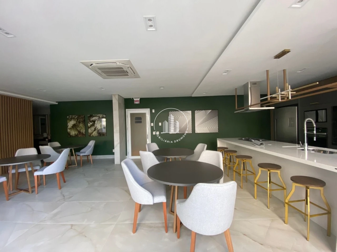 Apartamento em Agronômica, Florianópolis. 3 quartos, 101m². Imagem 17 de 50