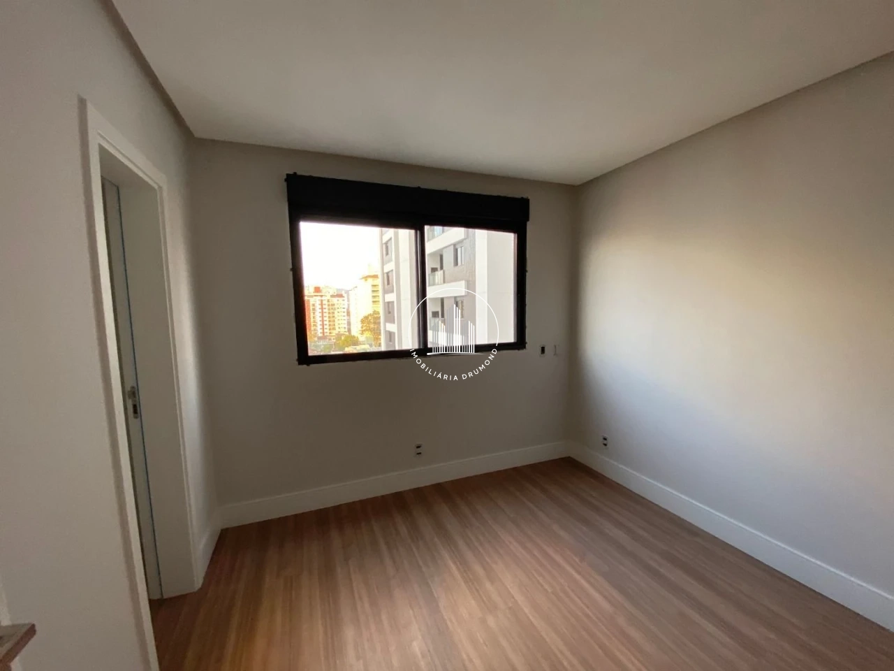 Apartamento em Agronômica, Florianópolis. 3 quartos, 101m². Imagem 19 de 50