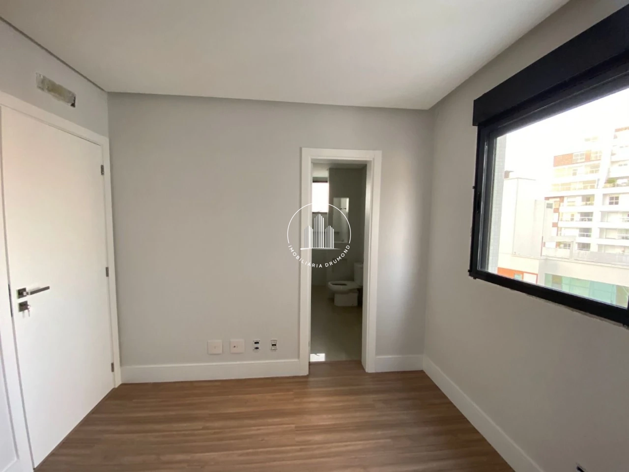 Apartamento em Agronômica, Florianópolis. 3 quartos, 101m². Imagem 23 de 50