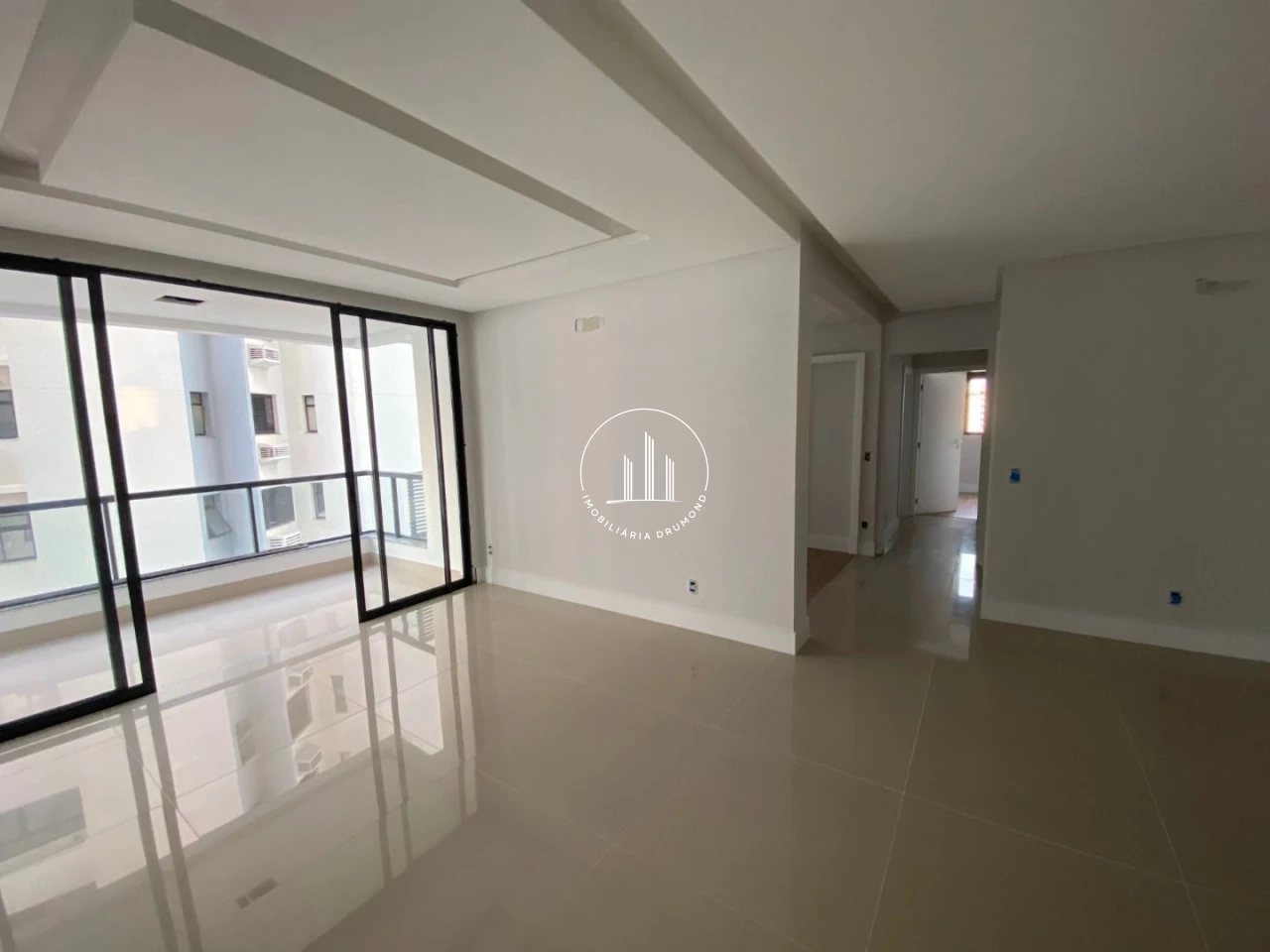Apartamento em Agronômica, Florianópolis. 3 quartos, 101m². Imagem 26 de 50