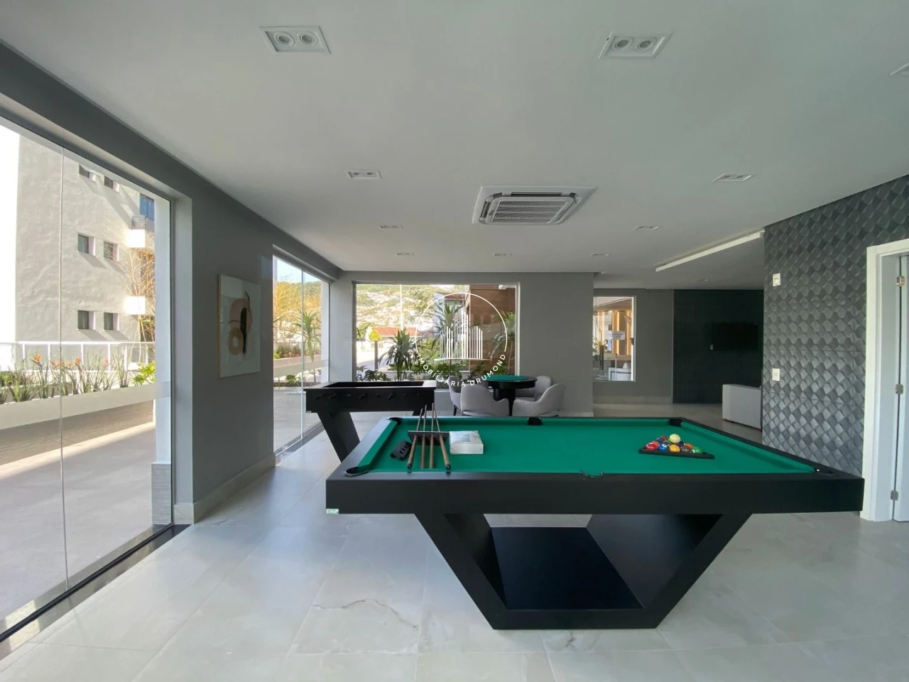 Apartamento em Agronômica, Florianópolis. 3 quartos, 101m². Imagem 27 de 50
