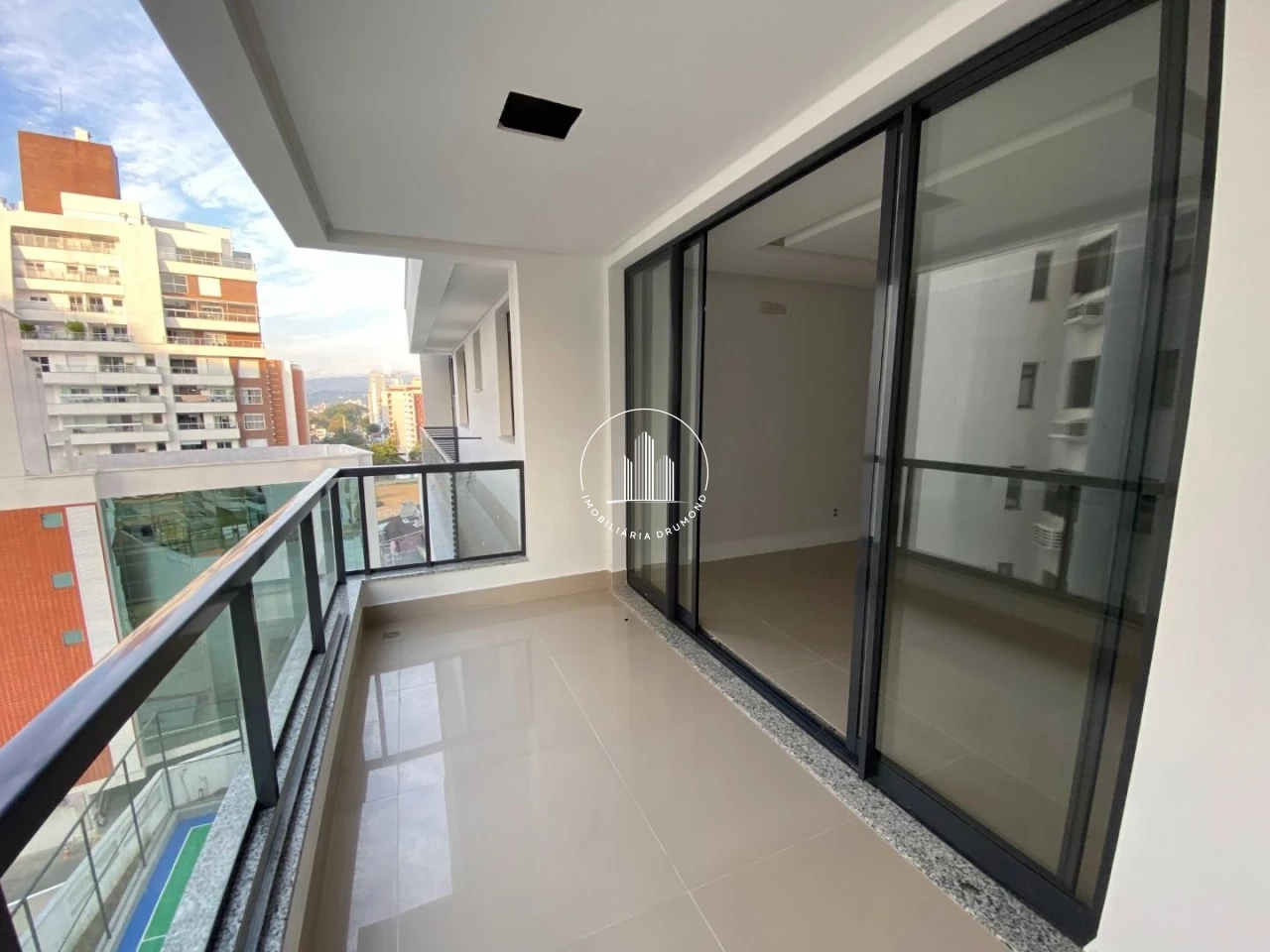 Apartamento em Agronômica, Florianópolis. 3 quartos, 101m². Imagem 32 de 50