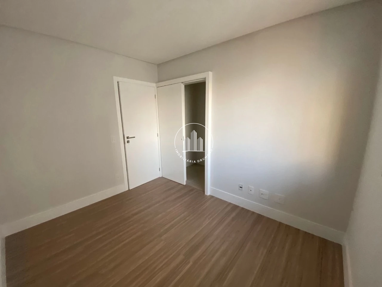 Apartamento em Agronômica, Florianópolis. 3 quartos, 101m². Imagem 48 de 50