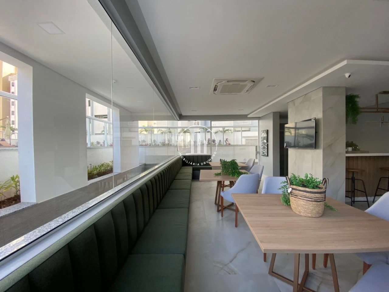 Apartamento em Agronômica, Florianópolis. 3 quartos, 101m². Imagem 7 de 50