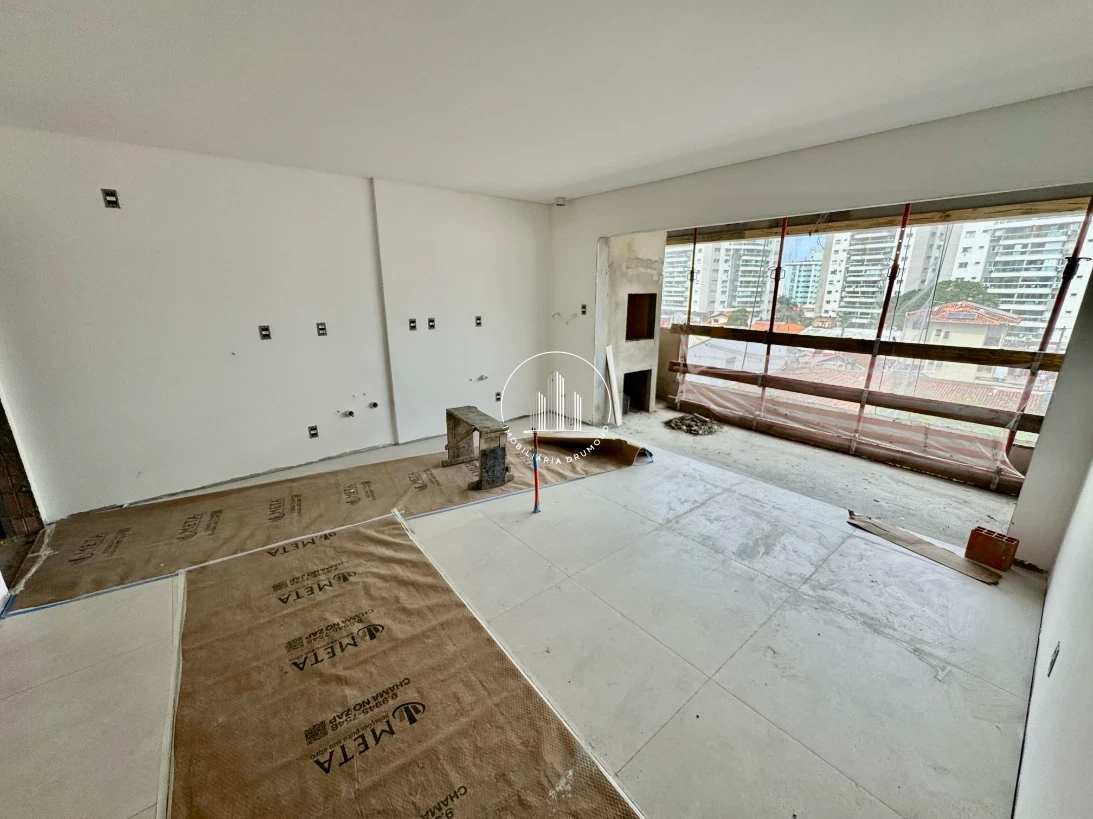 Apartamento em Barreiros, São José. 3 quartos, 86m². Imagem 1 de 21