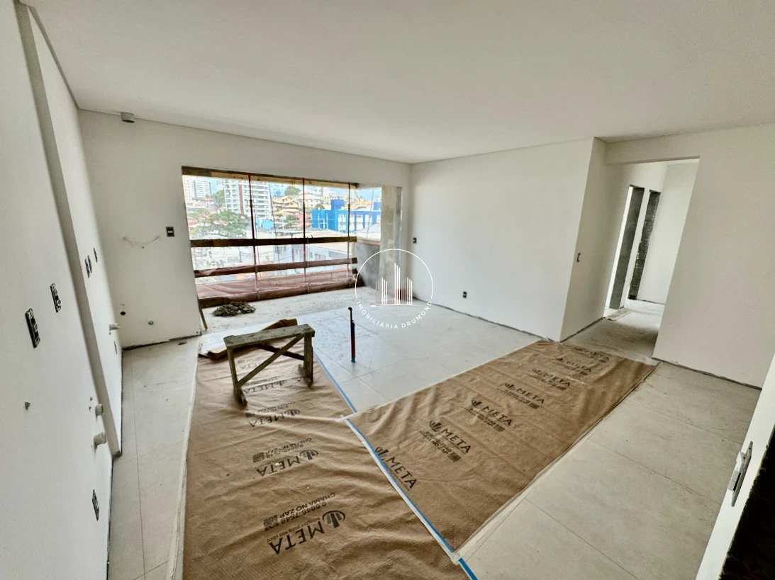 Apartamento em Barreiros, São José. 3 quartos, 86m². Imagem 3 de 21