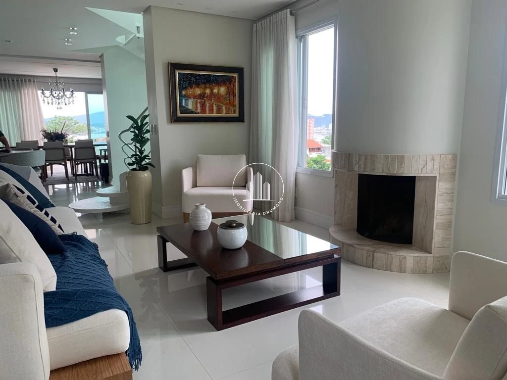 Casa em Itaguaçu, Florianópolis. 4 quartos, 505m². Imagem 8 de 37
