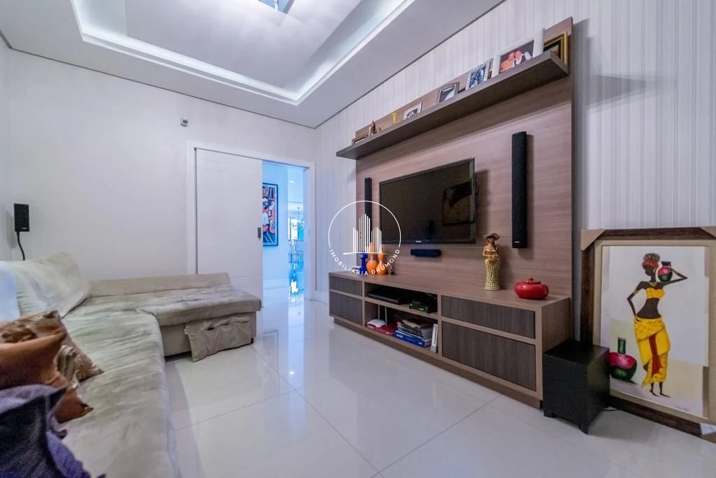 Casa em Itaguaçu, Florianópolis. 4 quartos, 505m². Imagem 9 de 37