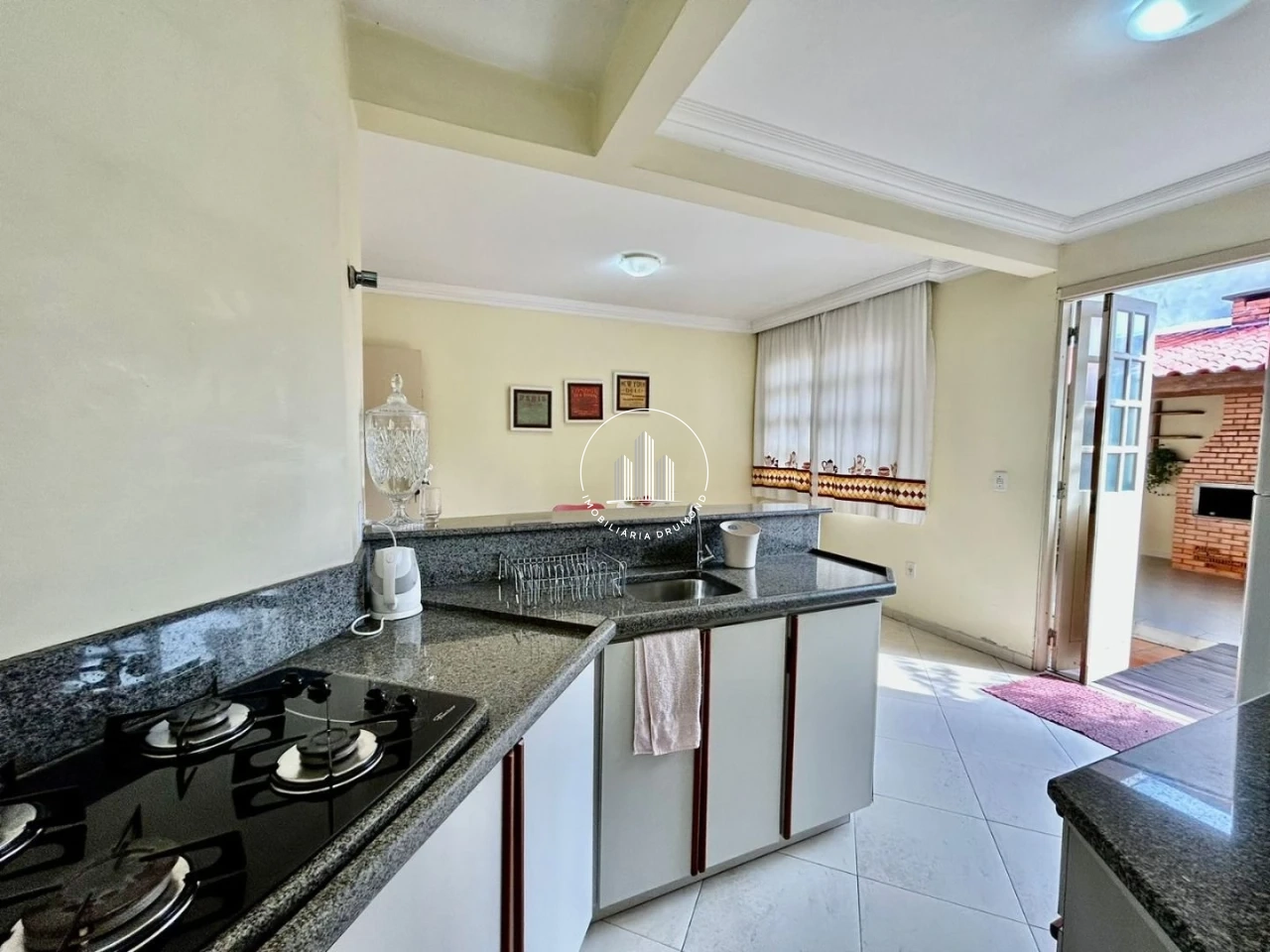 Casa em Centro, Palhoça. 5 quartos, 154m². Imagem 8 de 38