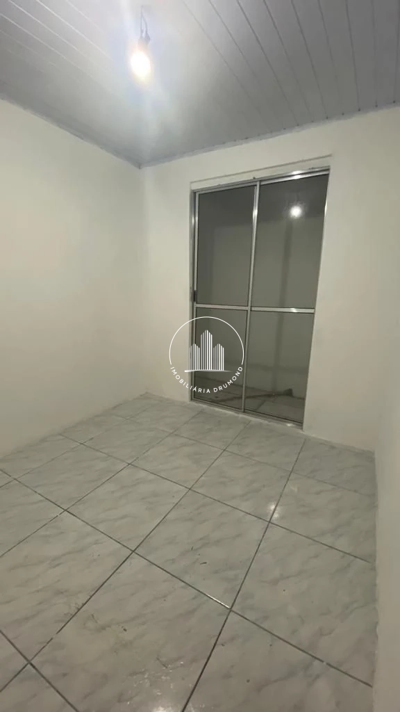 Casa em Serraria, São José. 4 quartos, 140m². Imagem 5 de 18