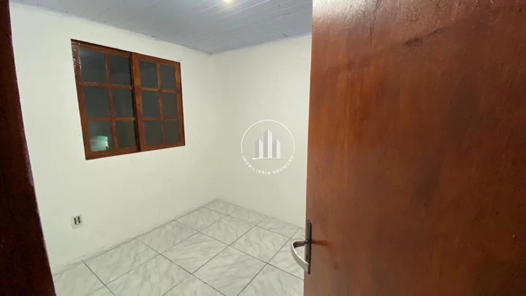 Casa em Serraria, São José. 4 quartos, 140m². Imagem 7 de 18