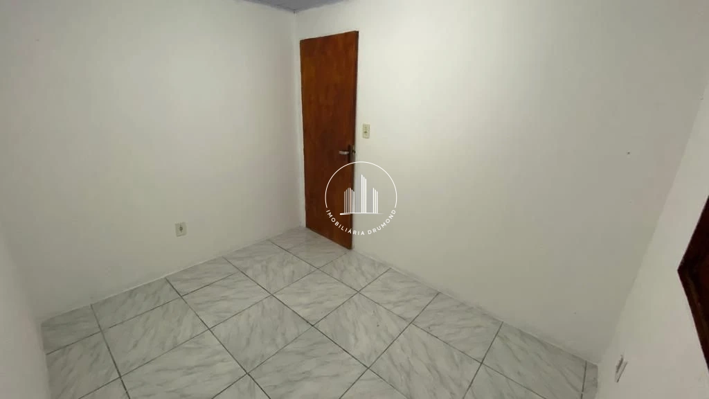 Casa em Serraria, São José. 4 quartos, 140m². Imagem 9 de 18