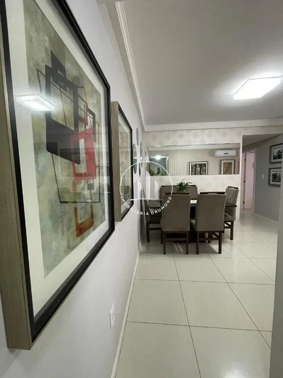 Apartamento em Barreiros, São José. 3 quartos, 104m². Imagem 2 de 42