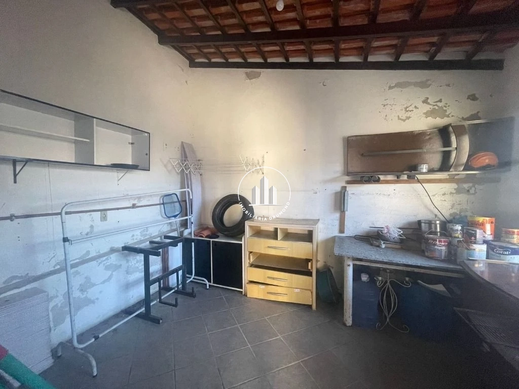 Casa em Ponta de Baixo, São José. 4 quartos, 206m². Imagem 18 de 28