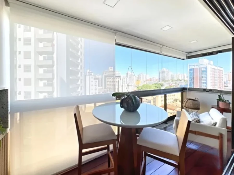 Apartamento em Estreito, Florianópolis. 3 quartos, 111m². Imagem 3 de 37