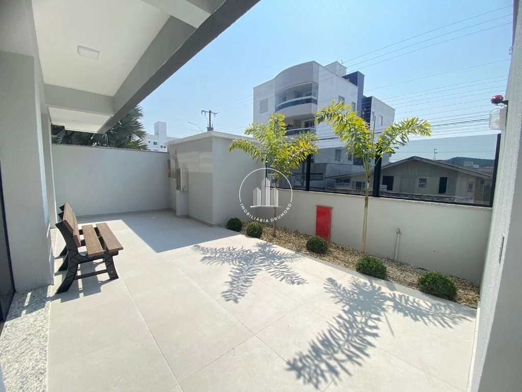 Apartamento em Flor de Nápolis, São José. 2 quartos, 77m². Imagem 3 de 16