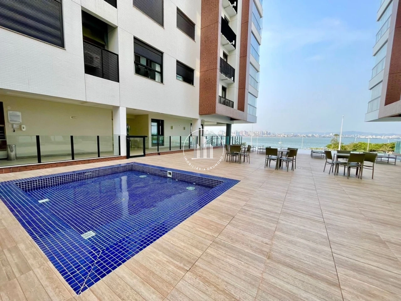 Apartamento em Centro, São José. 3 quartos, 110m². Imagem 31 de 36