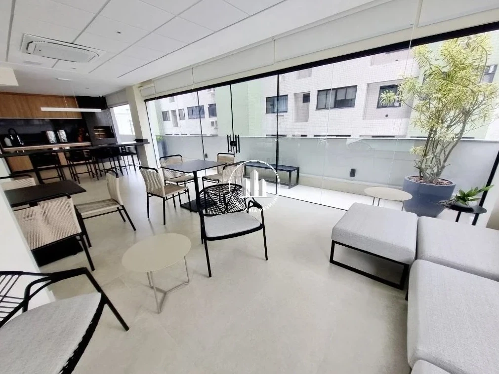 Apartamento em Balneário, Florianópolis. 2 quartos, 75m². Imagem 21 de 27