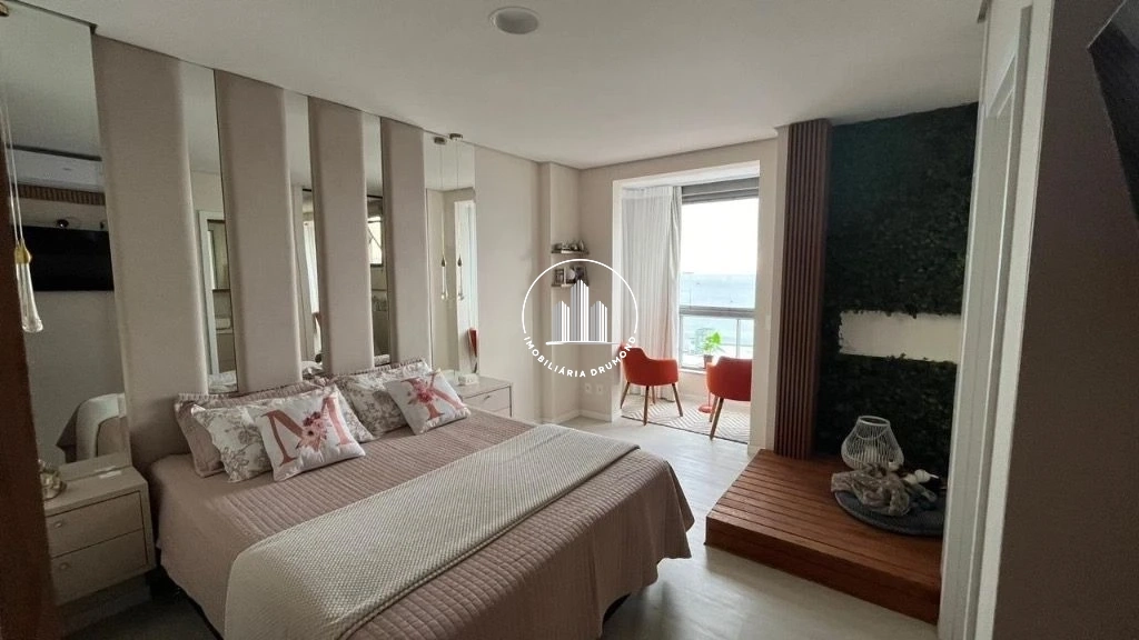 Apartamento em Barreiros, São José. 2 quartos, 90m². Imagem 18 de 27