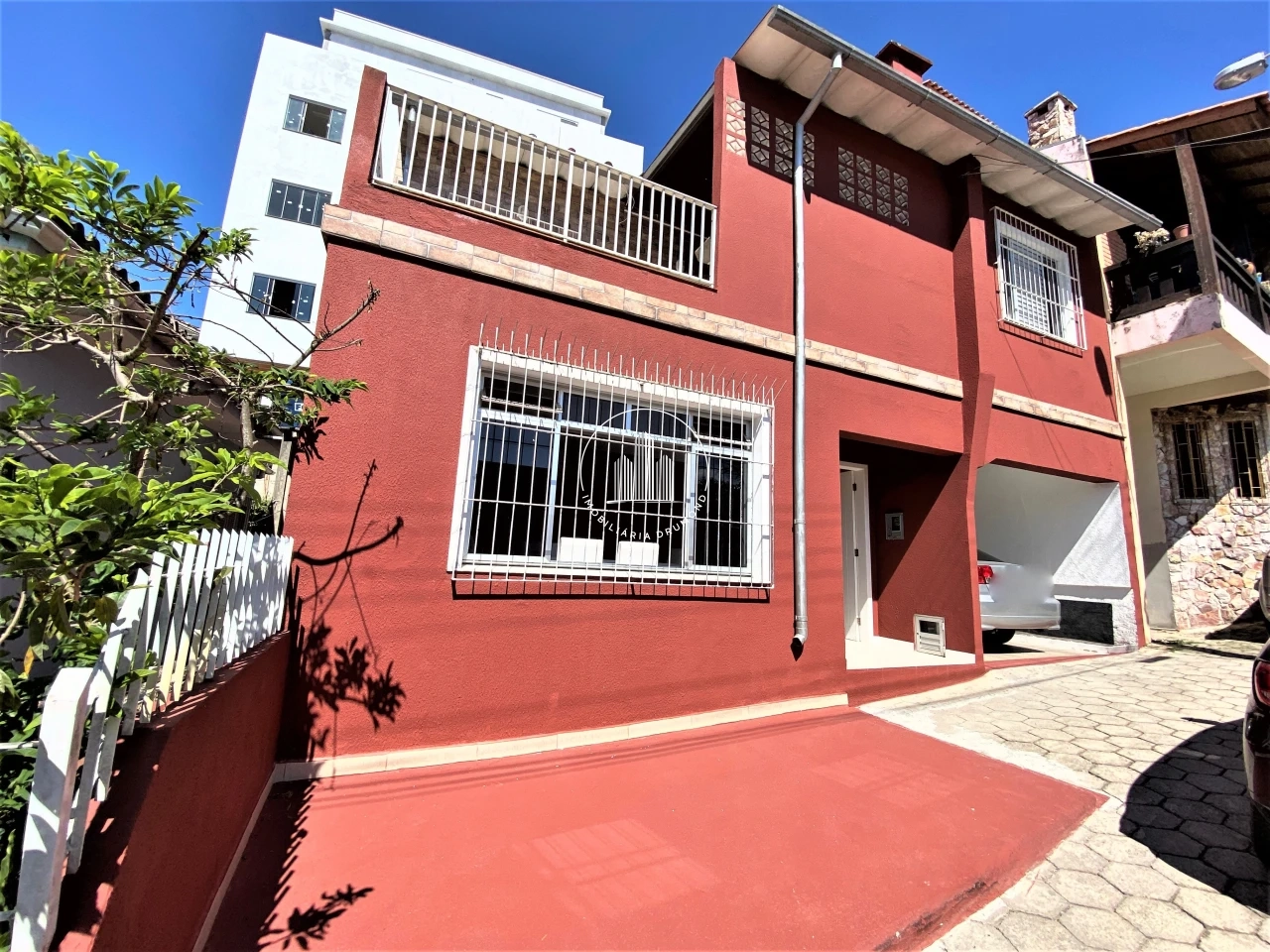 Casa em Agronômica, Florianópolis. 3 quartos, 190m². Imagem 1 de 31