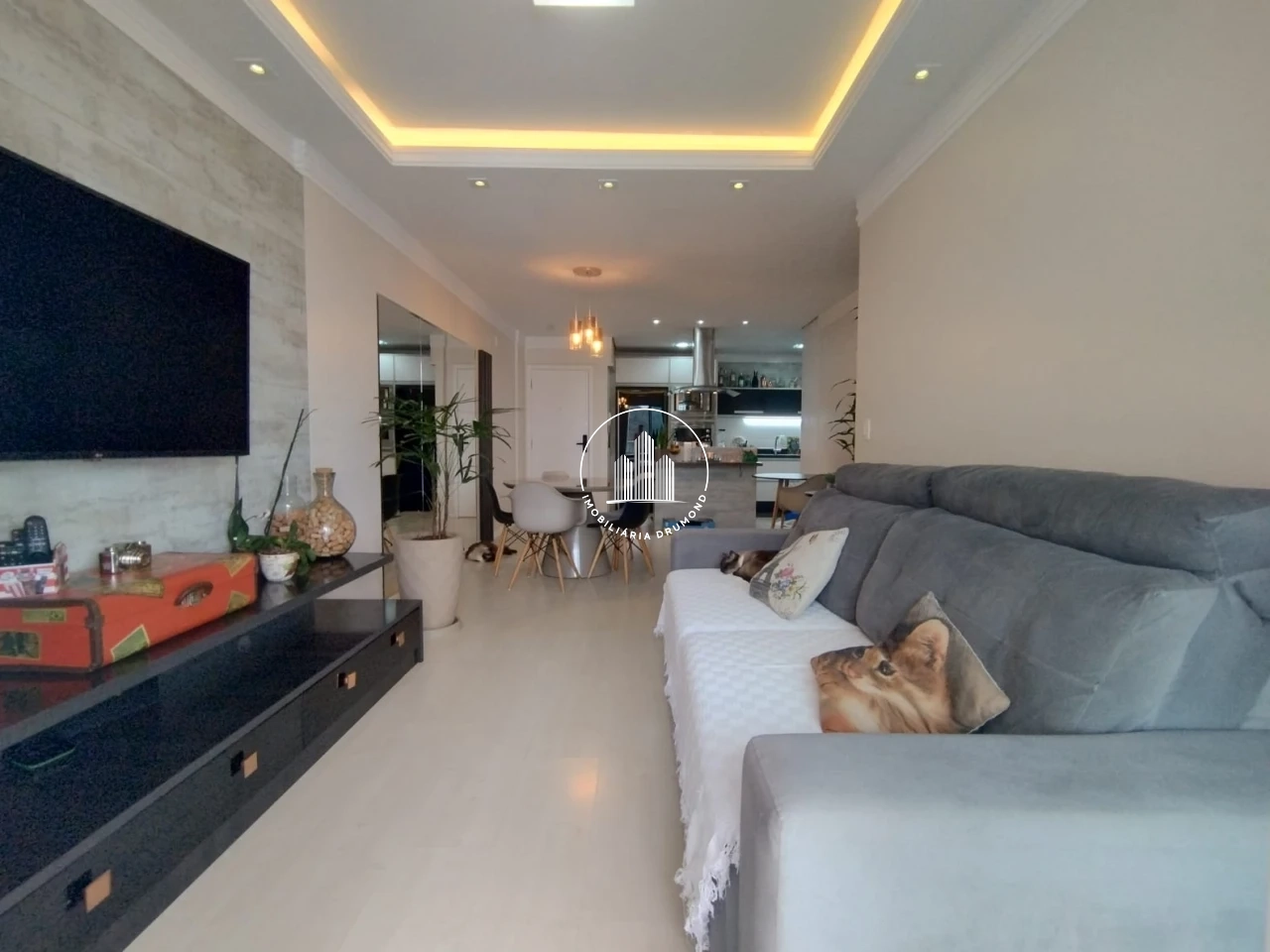Apartamento em Kobrasol, São José. 3 quartos, 100m². Imagem 1 de 38