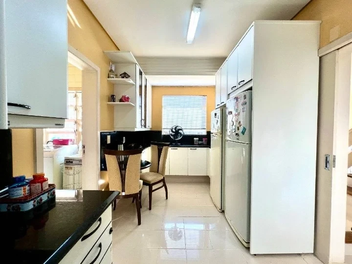 Casa em Agronômica, Florianópolis. 3 quartos, 251m². Imagem 7 de 29