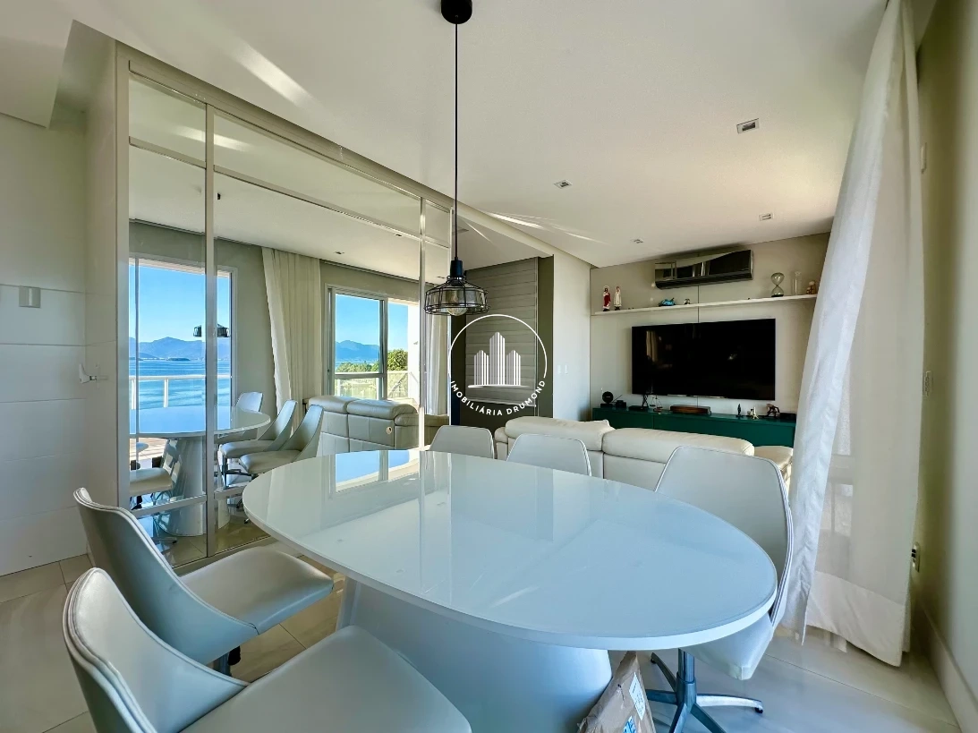 Cobertura em Abraão, Florianópolis. 3 quartos, 220m². Imagem 4 de 33