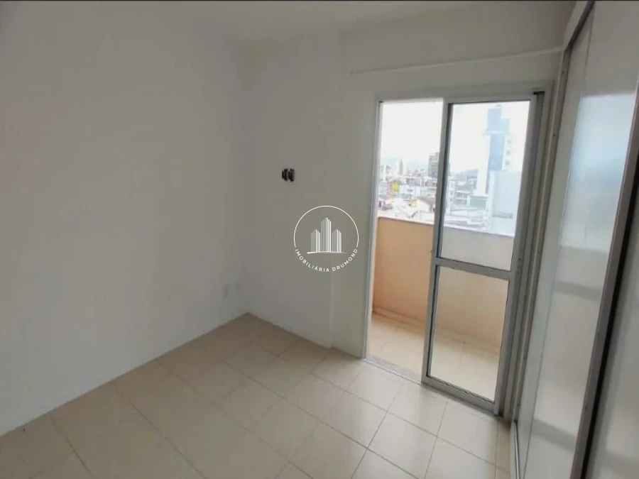 Apartamento em Nossa Senhora do Rosário, São José. 3 quartos, 97m². Imagem 8 de 18