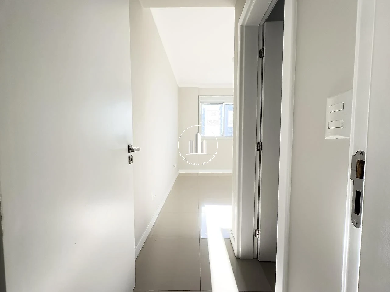 Apartamento em Barreiros, São José. 2 quartos, 65m². Imagem 17 de 30