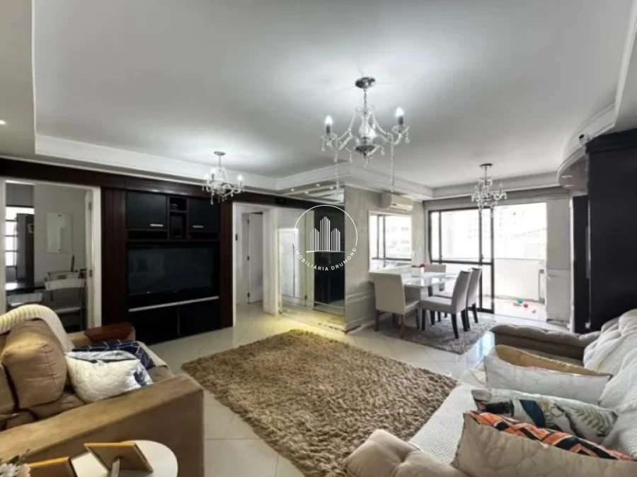Apartamento em Balneário, Florianópolis. 3 quartos, 116m². Imagem 2 de 21