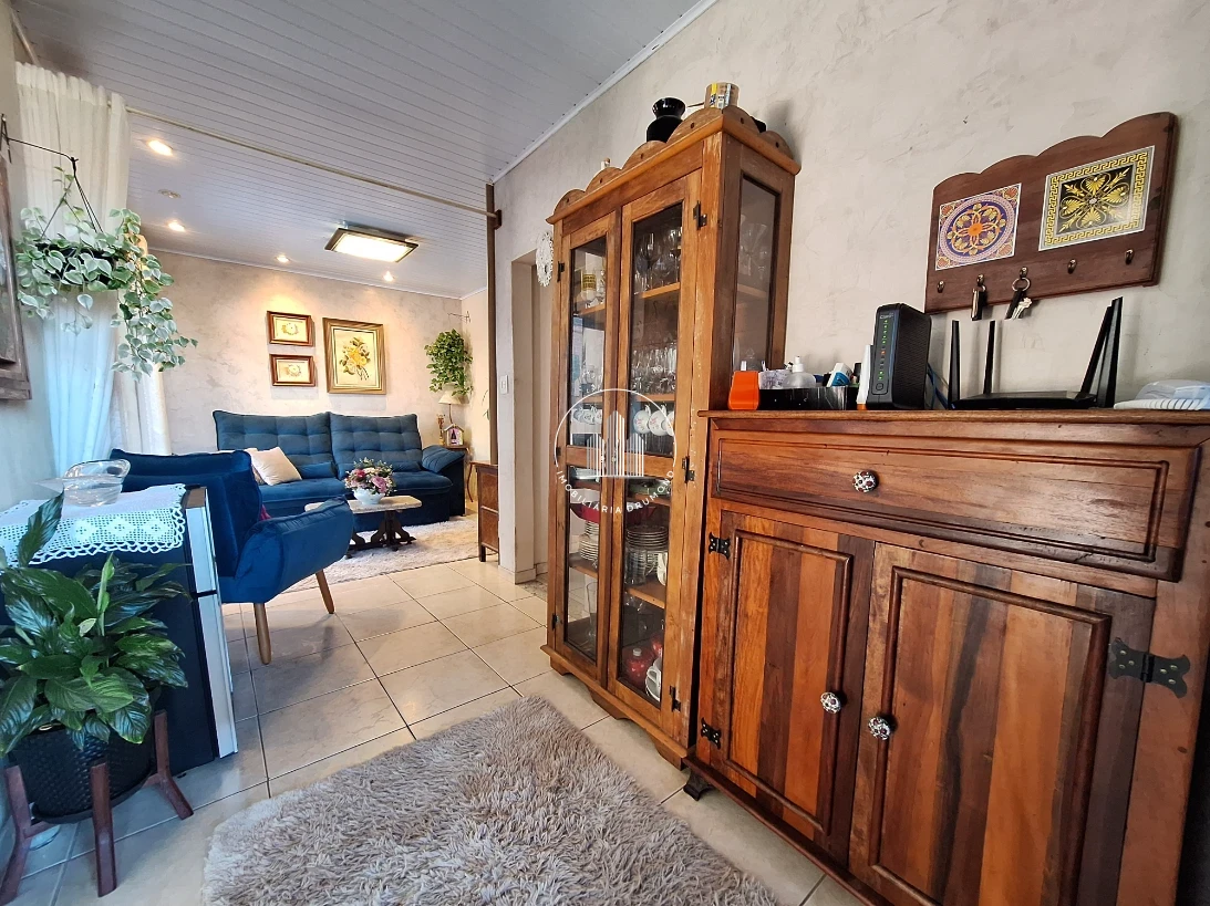 Casa em Ponta de Baixo, São José. 3 quartos, 153m². Imagem 5 de 37