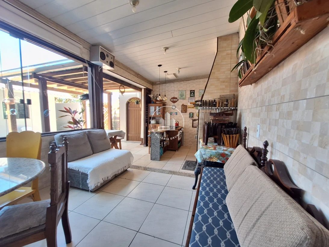 Casa em Ponta de Baixo, São José. 3 quartos, 153m². Imagem 32 de 37