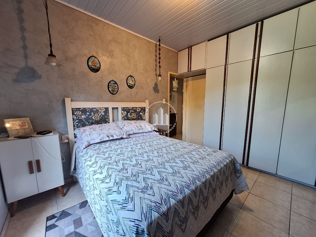 Casa em Ponta de Baixo, São José. 3 quartos, 153m². Imagem 25 de 37