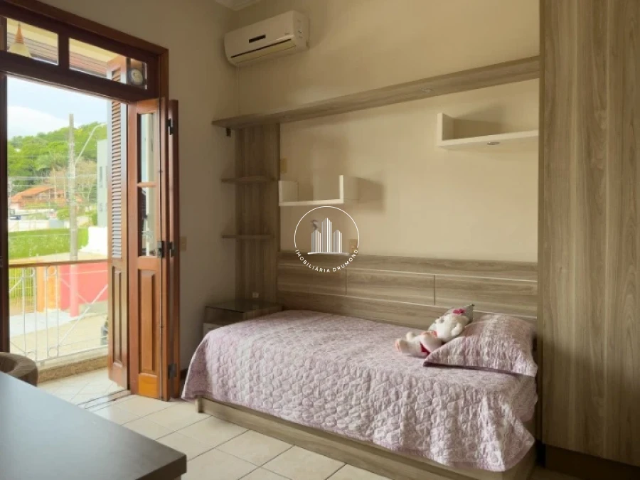 Casa em Córrego Grande, Florianópolis. 5 quartos, 308m². Imagem 20 de 37