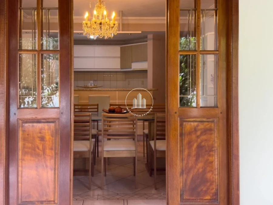 Casa em Córrego Grande, Florianópolis. 5 quartos, 308m². Imagem 12 de 37