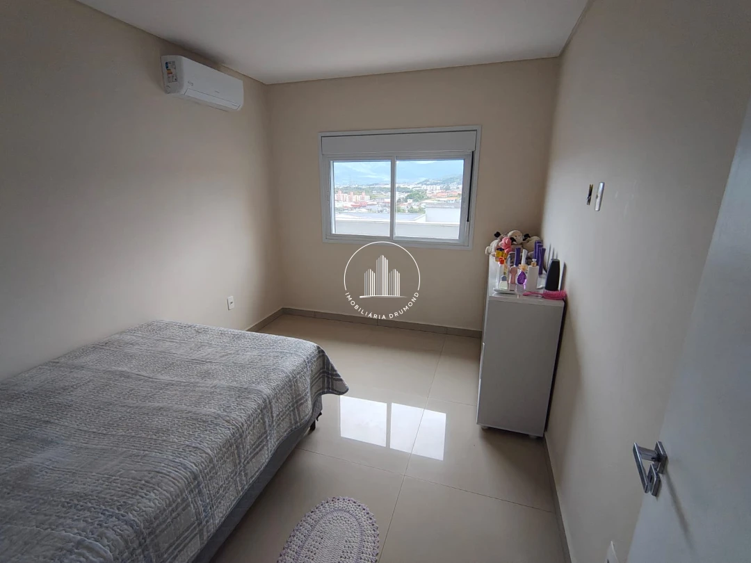 Casa em São Sebastião, Palhoça. 3 quartos, 200m². Imagem 10 de 19