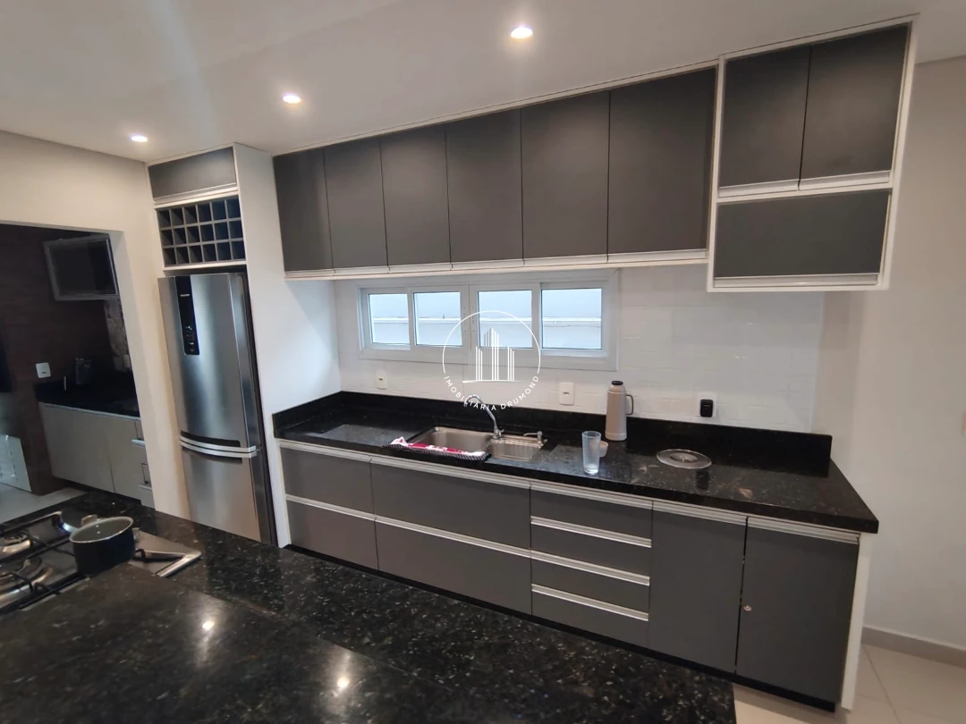 Casa em São Sebastião, Palhoça. 3 quartos, 200m². Imagem 8 de 19