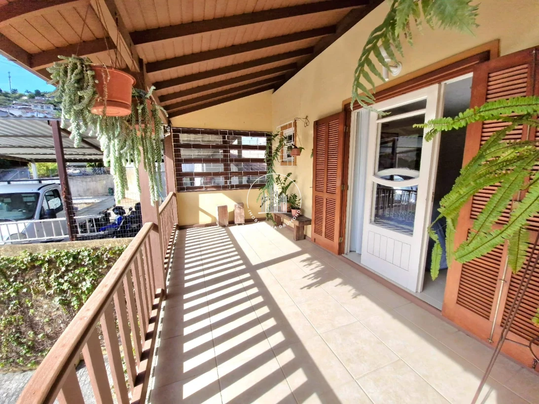 Casa em Fazenda Santo Antônio, São José. 3 quartos, 241m². Imagem 43 de 49