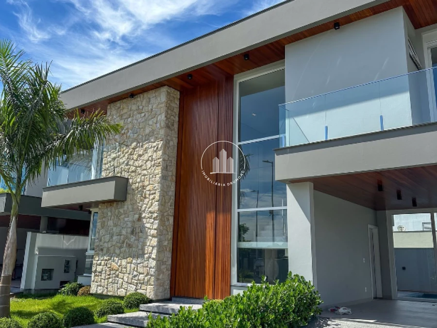 Casa em Pedra Branca, Palhoça. 3 quartos, 263m². Imagem 3 de 15