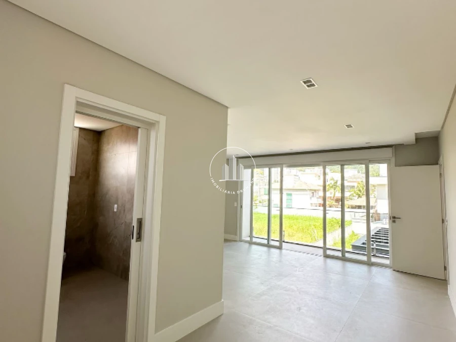 Casa em Pedra Branca, Palhoça. 3 quartos, 263m². Imagem 10 de 15