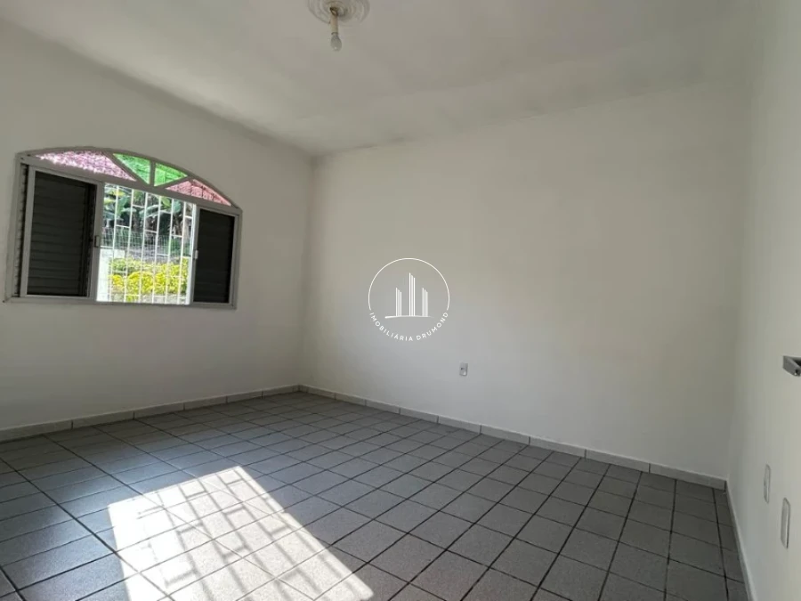 Casa em Fazenda Santo Antônio, São José. 3 quartos, 350m². Imagem 14 de 29