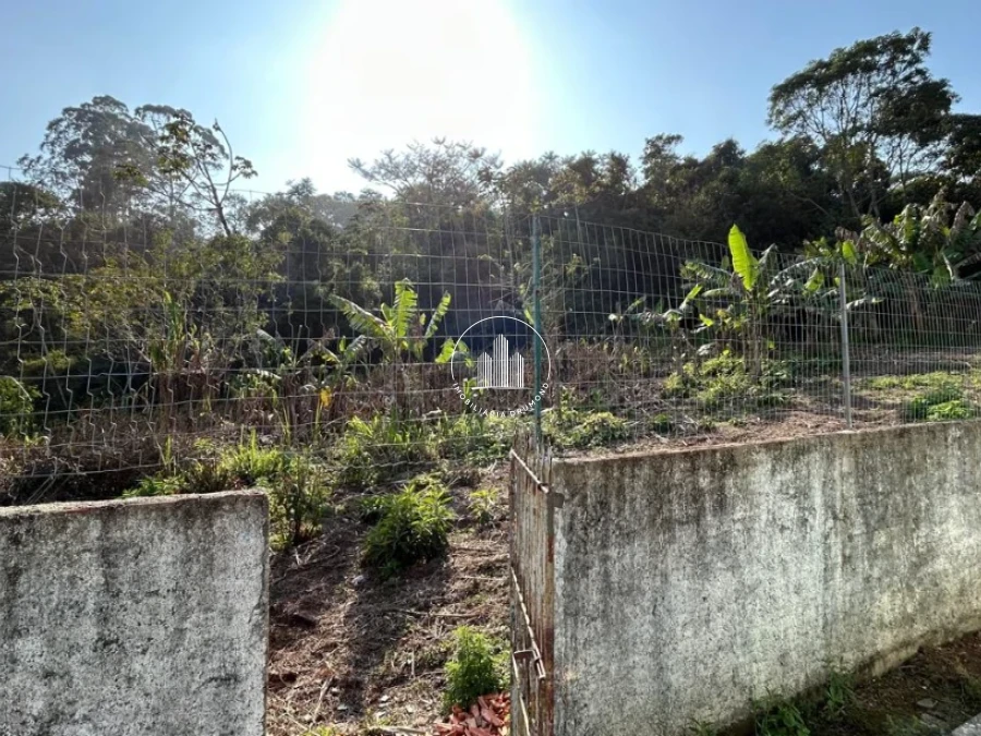 Casa em Fazenda Santo Antônio, São José. 3 quartos, 350m². Imagem 20 de 29