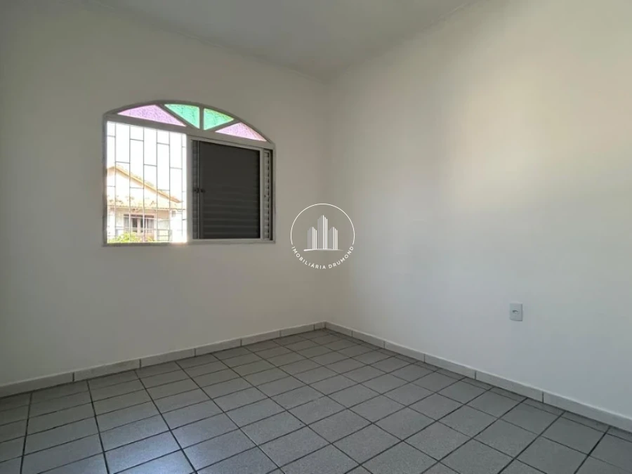 Casa em Fazenda Santo Antônio, São José. 3 quartos, 350m². Imagem 24 de 29