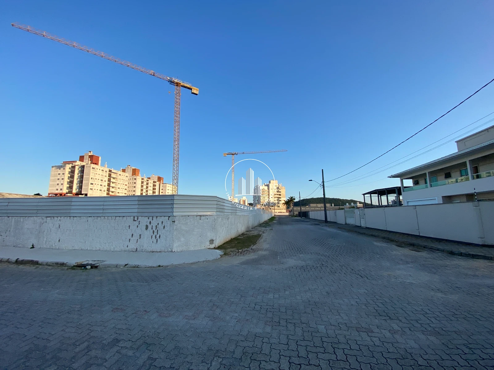 Apartamento em Rio Caveiras, Biguaçu. 2 quartos, 56m². Imagem 1 de 22