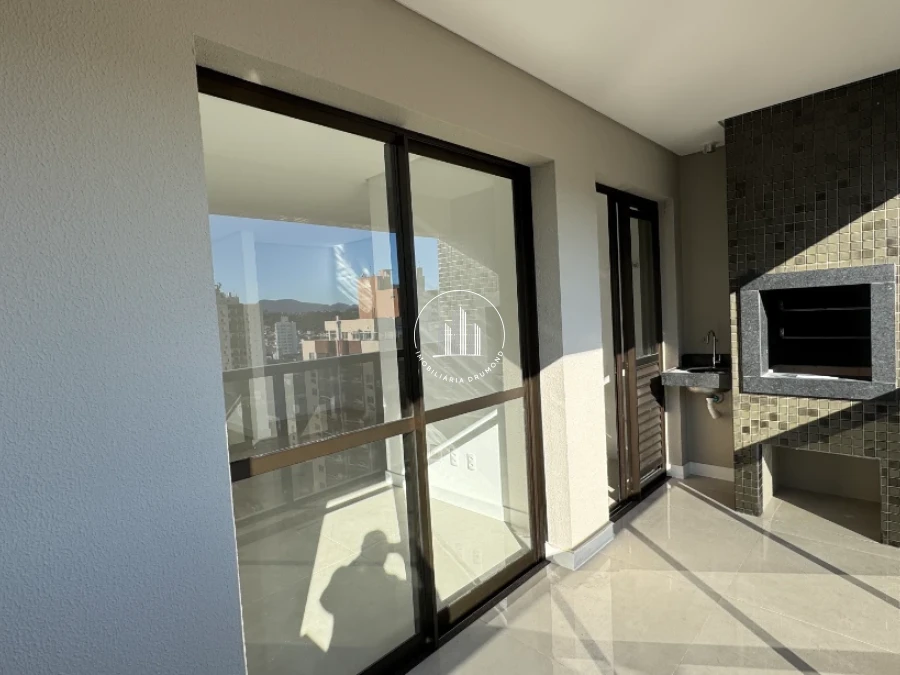 Apartamento em Kobrasol, São José. 2 quartos, 83m². Imagem 9 de 25