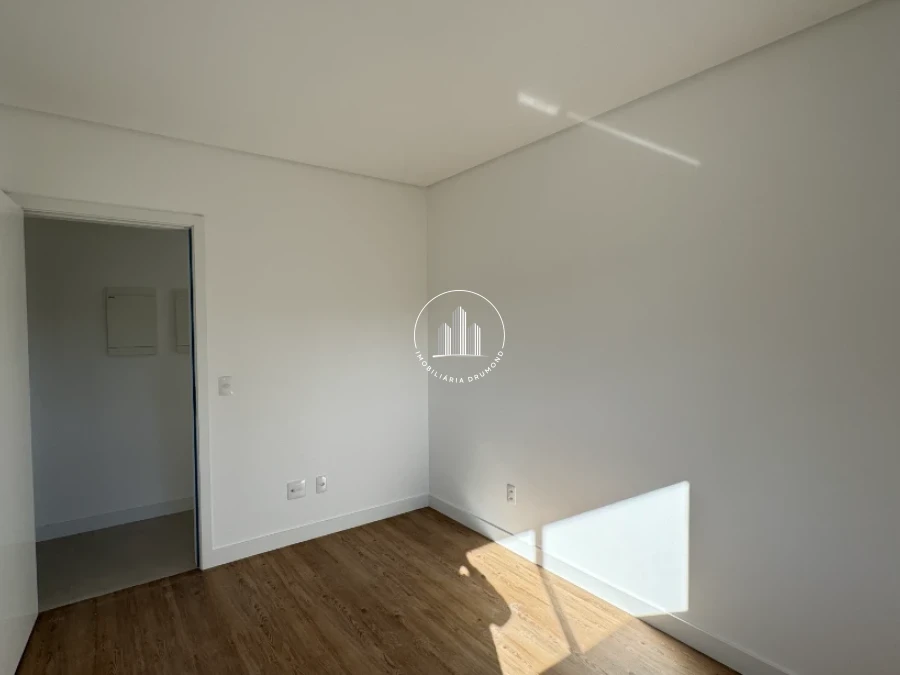 Apartamento em Kobrasol, São José. 2 quartos, 83m². Imagem 20 de 25